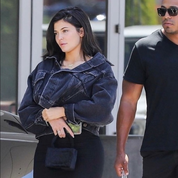 Mini Chanel coco Handle - Picture 8 of 8